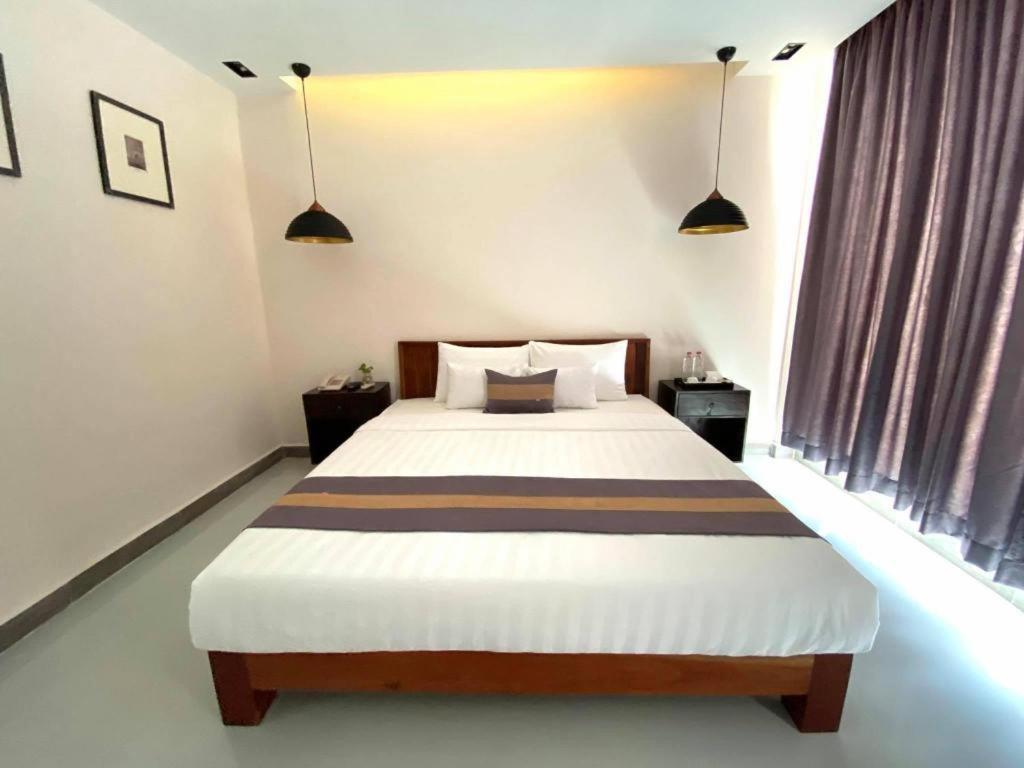 Reasmey Cheanich Hotel Kampong Cham Exterior photo