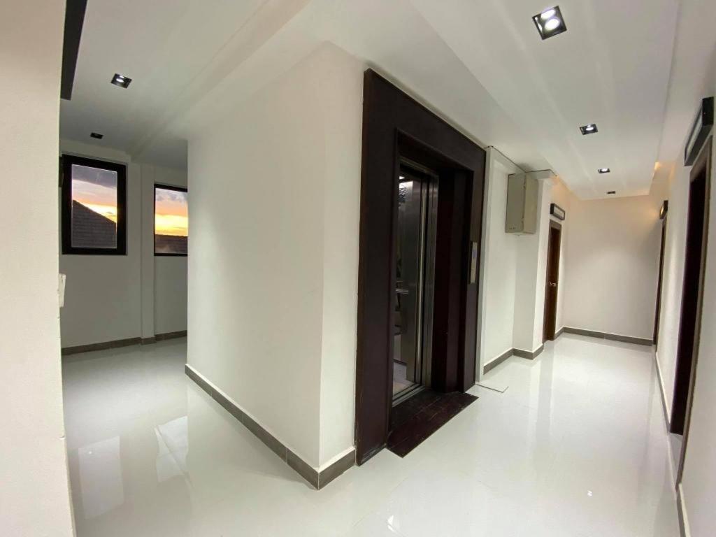 Reasmey Cheanich Hotel Kampong Cham Exterior photo