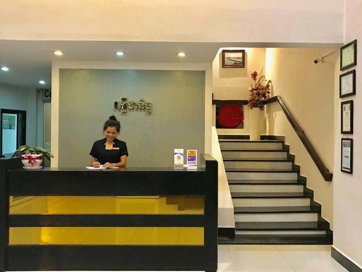 Reasmey Cheanich Hotel Kampong Cham Exterior photo